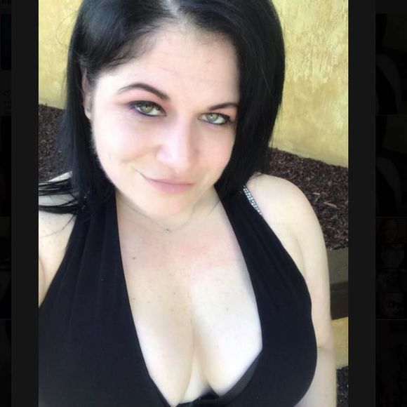 Meet your Posher, Christine - Picture 1 of 1